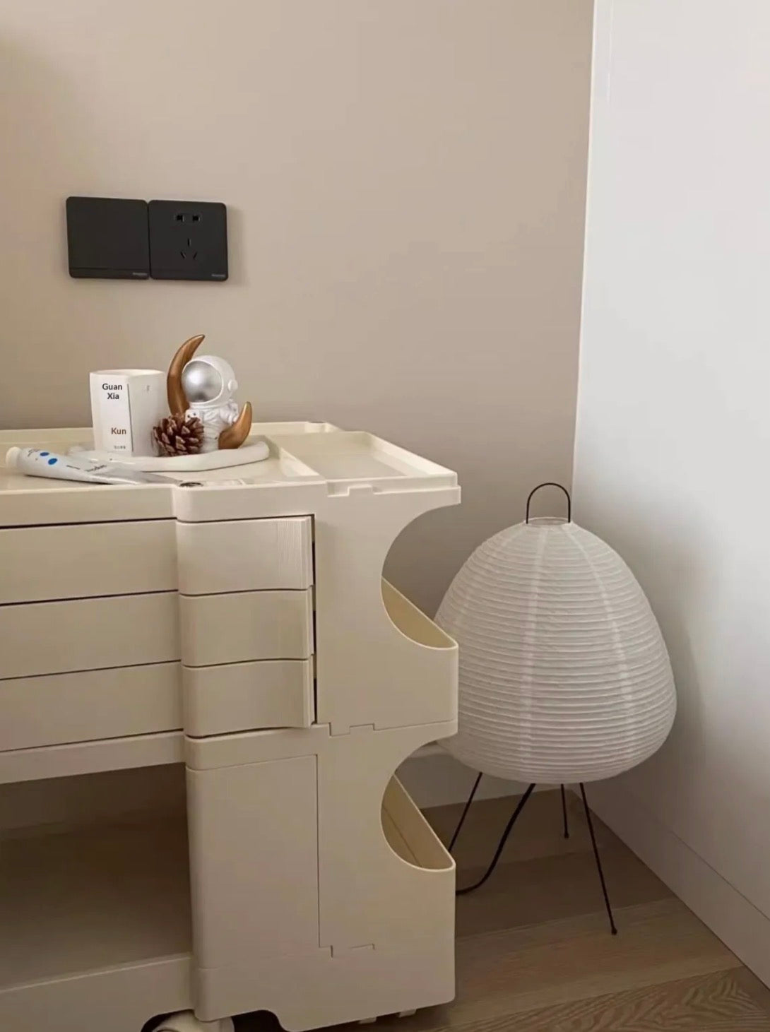 Lampe de table en papier de riz - Ambiance zen et chaleureuse